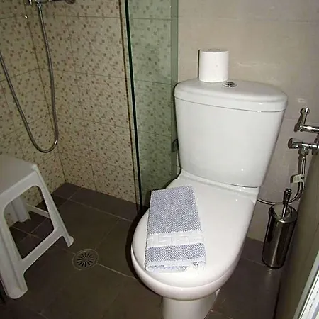Hotel Theofanis *