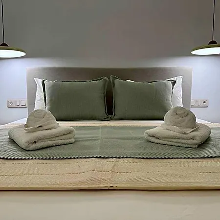 Theofanis Hotel