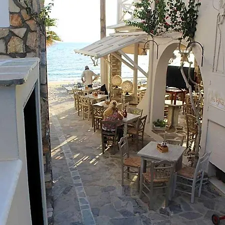Hotel Theofanis