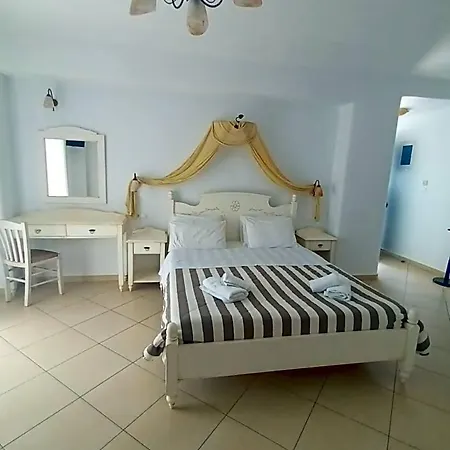 Theofanis Hotel Agia Anna (Naxos)